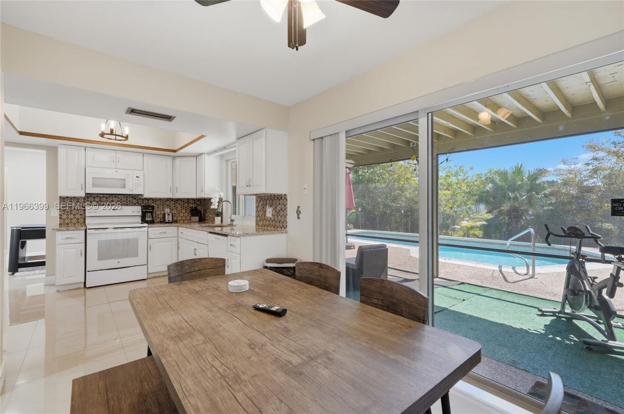 11420 NW 32nd Pl , Sunrise, FL 33323 Photo