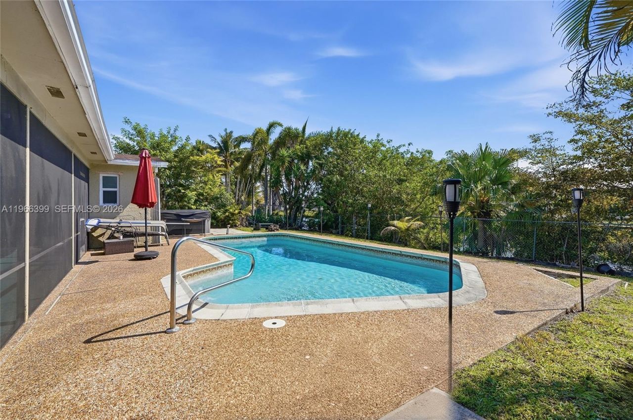 11420 NW 32nd Pl , Sunrise, FL 33323 Photo