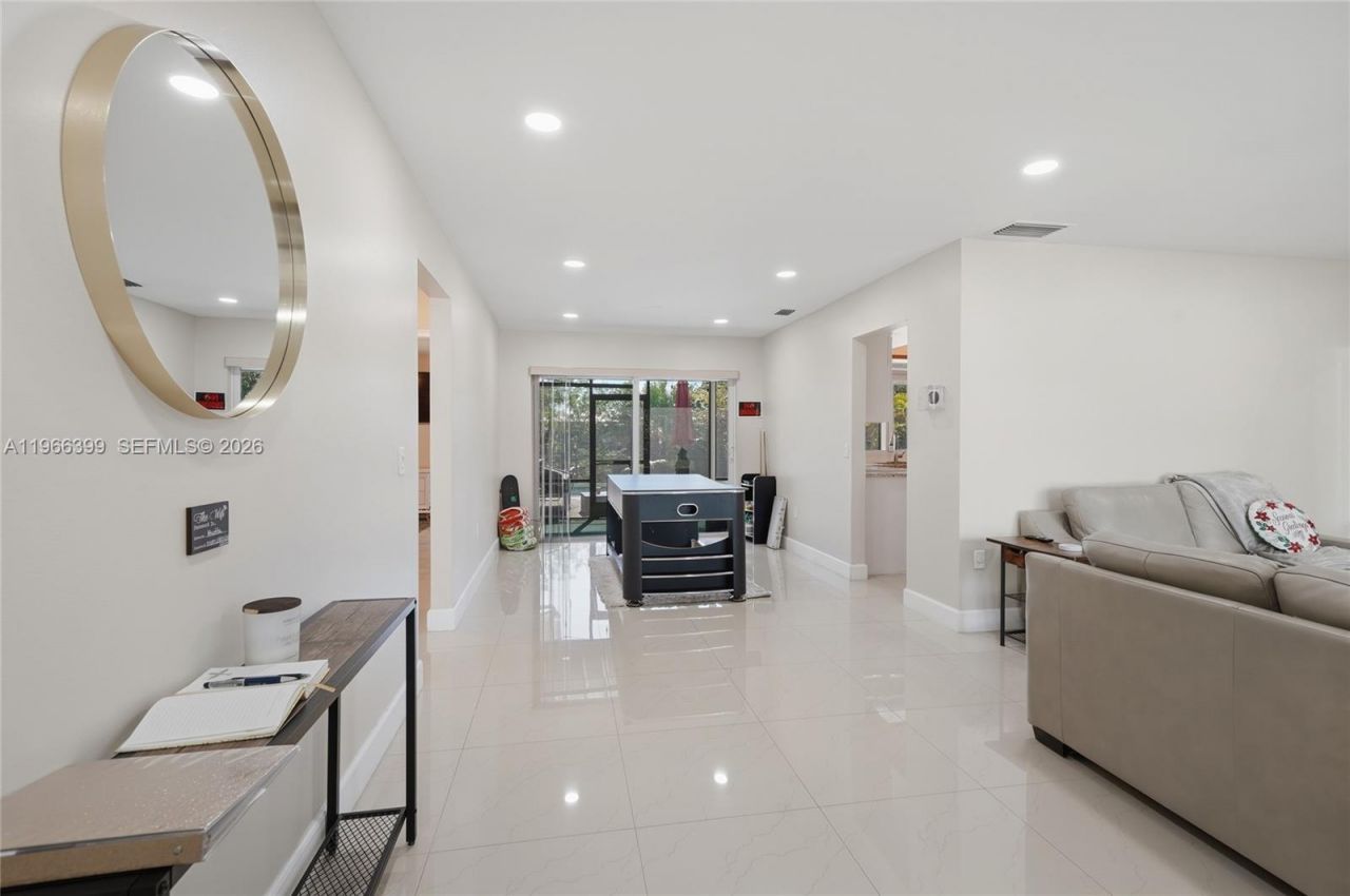 11420 NW 32nd Pl , Sunrise, FL 33323 Photo