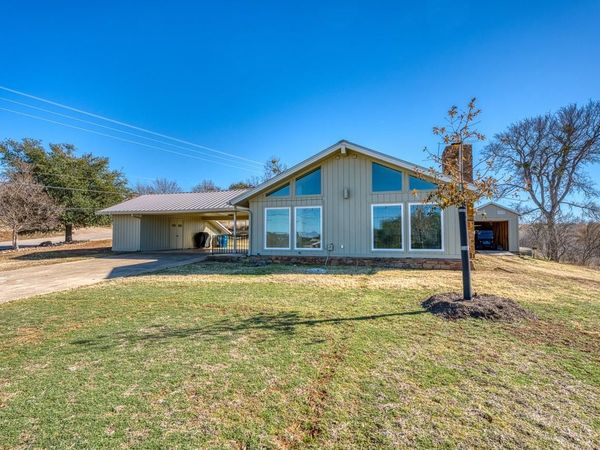 101 W Bluebonnet RD, Horseshoe Bay, TX 78657