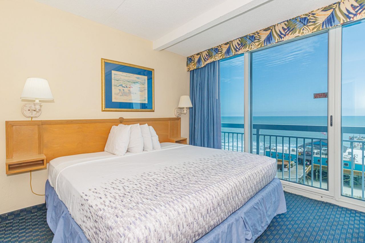 1304 N Ocean Blvd. Photo 5