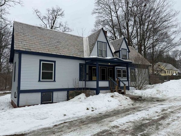 44 Brook Street, Brattleboro, VT 05301