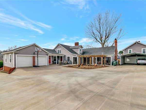 604 E Main Street, Wilkesboro, NC 28697