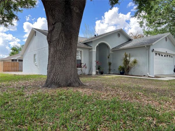 1465 TIVERTON DRIVE, BRANDON, FL 33511