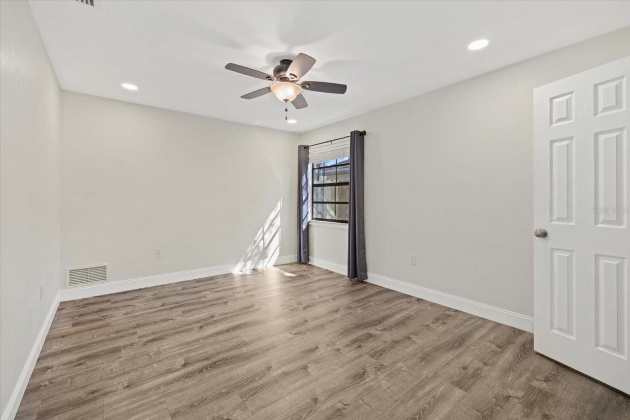 1551 N Conrad Avenue, Sarasota, FL 34237 Photo