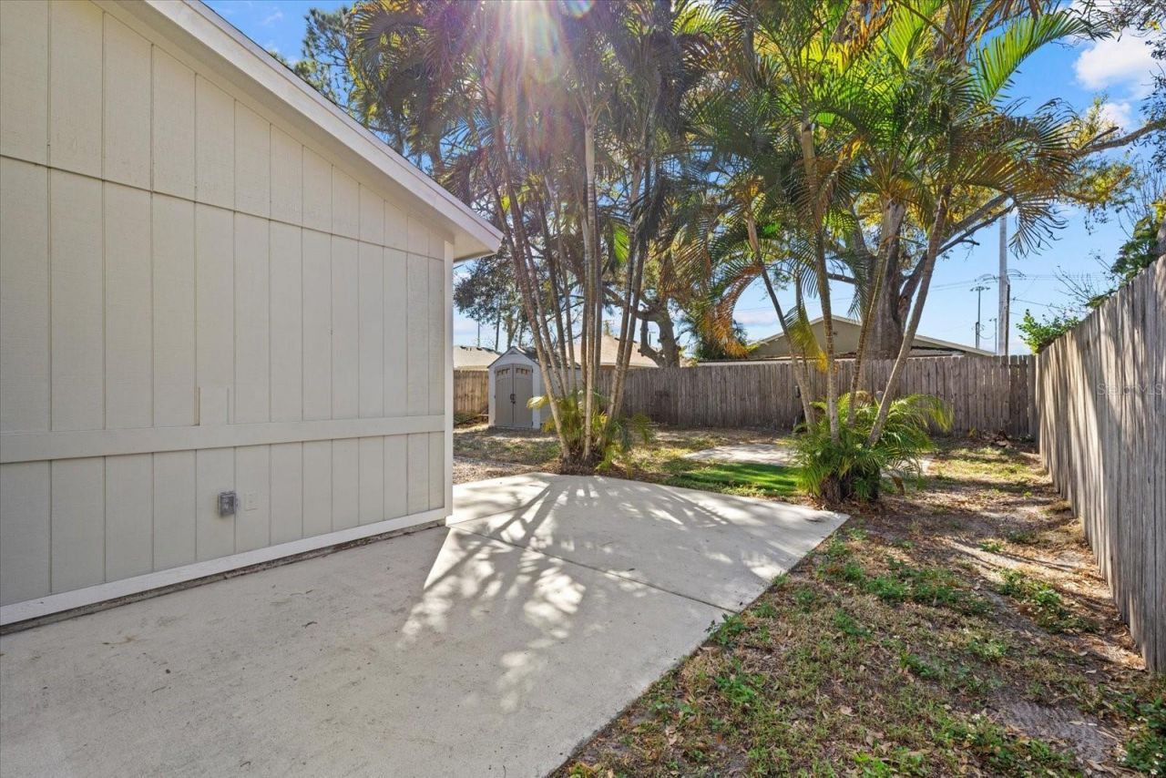 1551 N Conrad Avenue, Sarasota, FL 34237 Photo