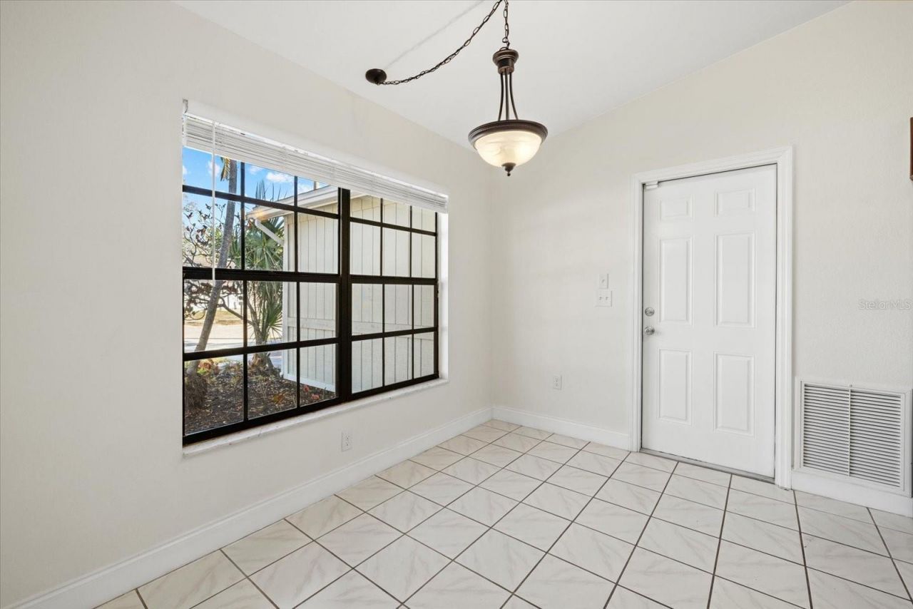 1551 N Conrad Avenue, Sarasota, FL 34237 Photo