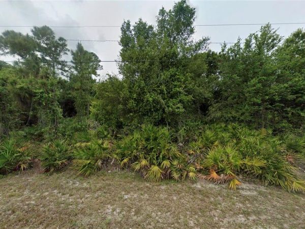 519 BROADWAY AVENUE, LEHIGH ACRES, FL 33972