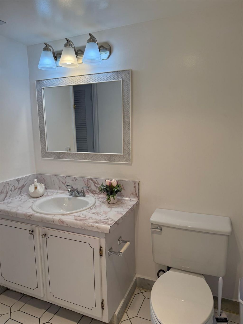 1849 S Ocean Drive, Hallandale Beach, FL 33009 Photo