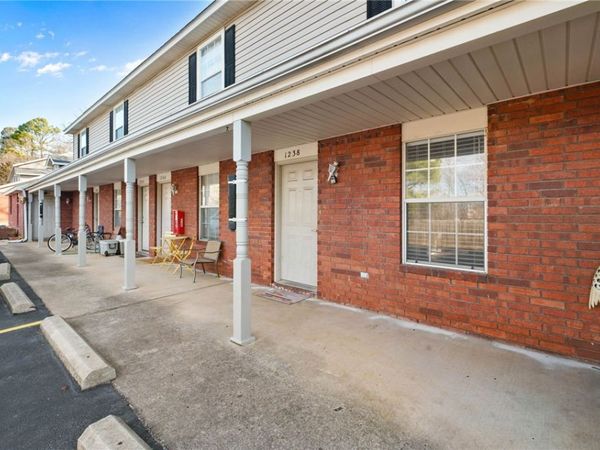 1238 Iron Horse Drive , Fayetteville, AR 72703