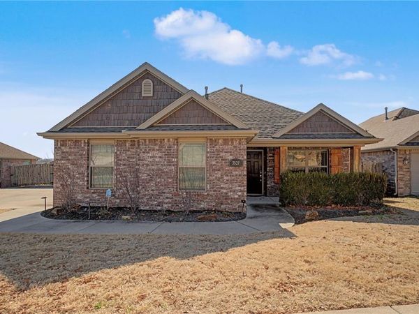 3527 Weir Road , Fayetteville, AR 72704