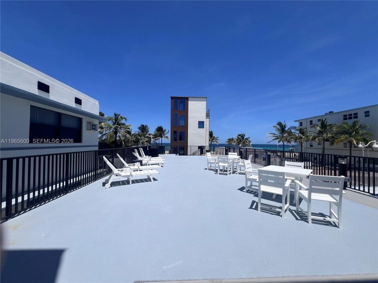 321 Wilson St , Unit A203, Hollywood, FL 33019 Photo