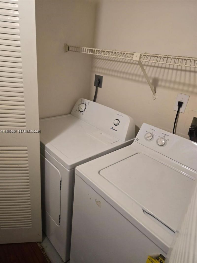 7610 Westwood Dr , Unit 120, Tamarac, FL 33321 Photo