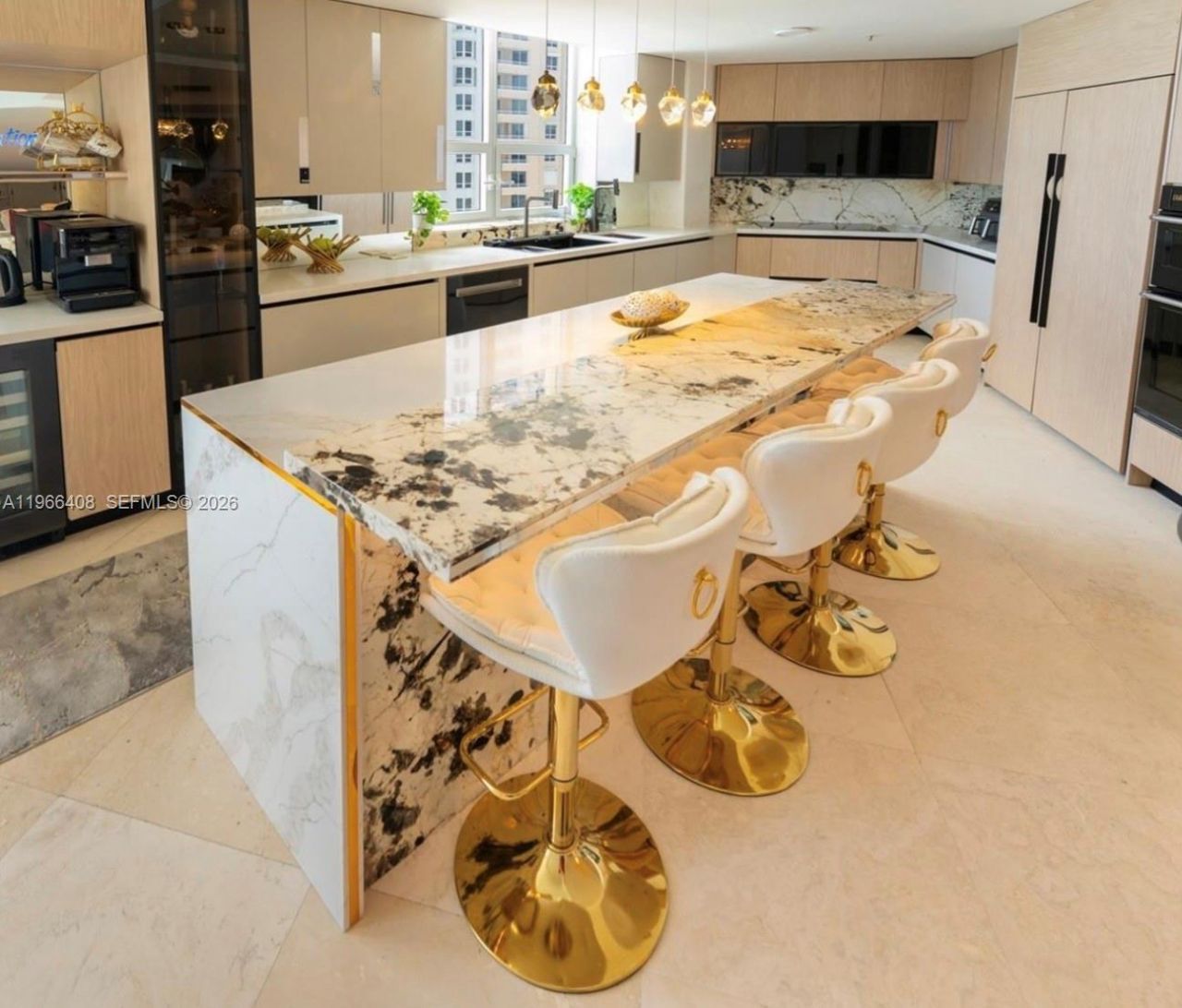 848 Brickell Key Dr, Unit 1601, Miami, FL 33131 Photo