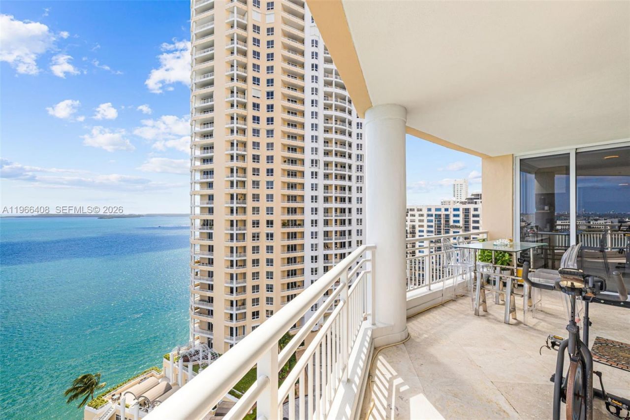 848 Brickell Key Dr, Unit 1601, Miami, FL 33131 Photo