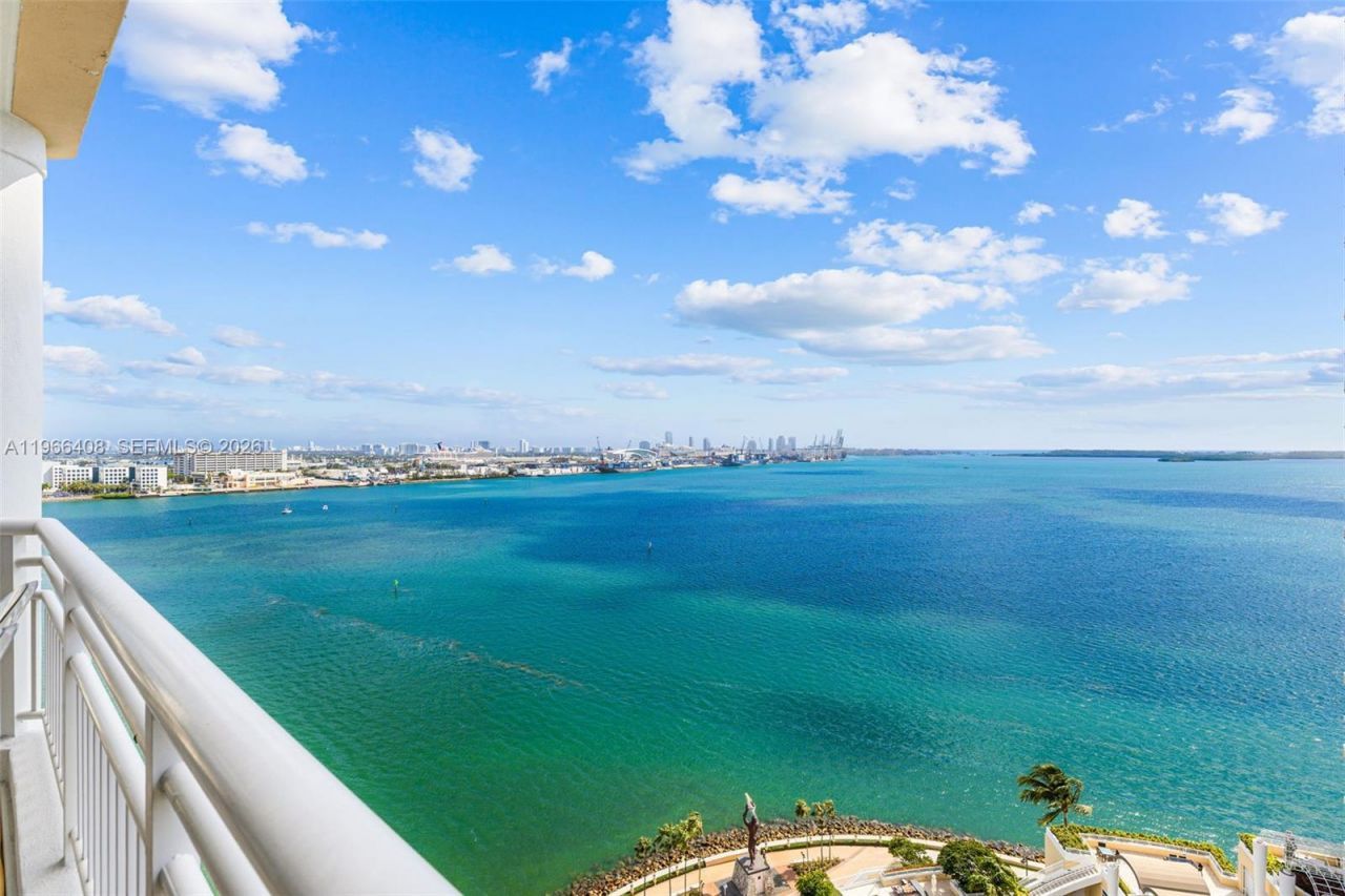 848 Brickell Key Dr, Unit 1601, Miami, FL 33131 Photo
