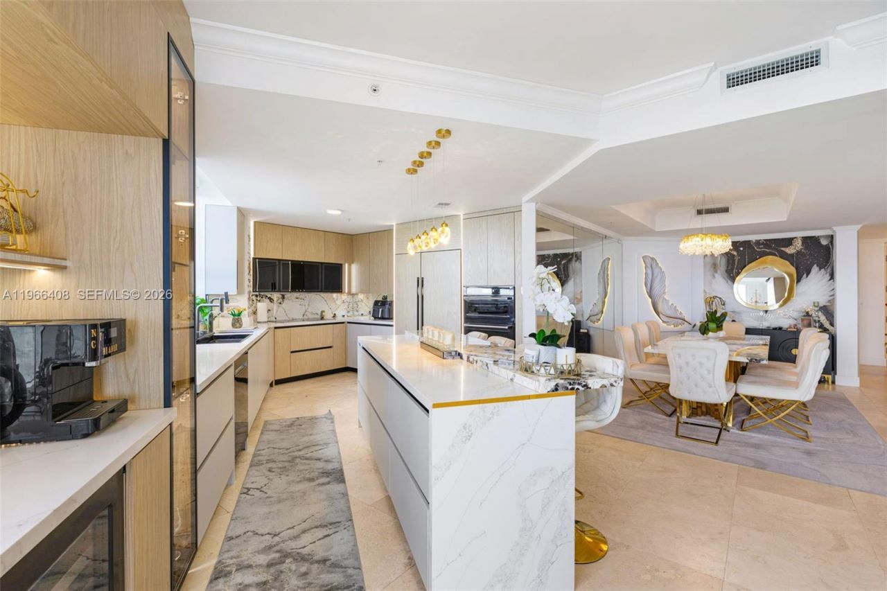 848 Brickell Key Dr, Unit 1601, Miami, FL 33131 Photo