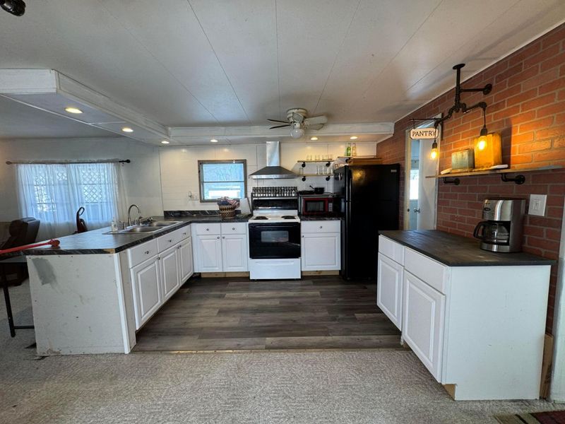 1 Estates Lane, Reynoldsburg, OH 43068 Photo 2