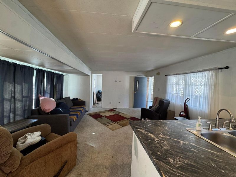 1 Estates Lane, Reynoldsburg, OH 43068 Photo 3