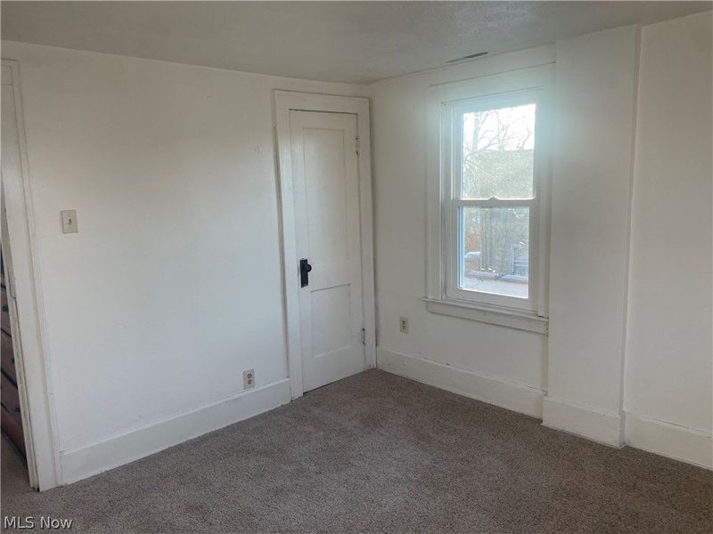 958 E Wilbeth Road, Unit Upper, Akron, OH 44306 Photo 12