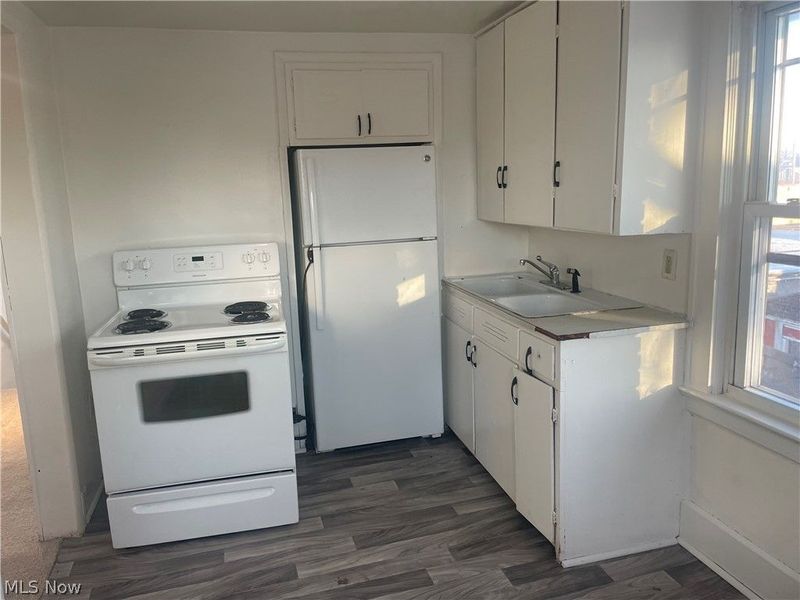 958 E Wilbeth Road, Unit Upper, Akron, OH 44306 Photo 6