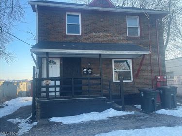 958 E Wilbeth Road, Unit Lower, Akron, OH 44306