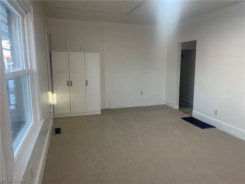 958 E Wilbeth Road, Unit Lower, Akron, OH 44306 Photo 12