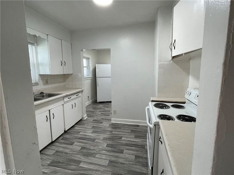 958 E Wilbeth Road, Unit Lower, Akron, OH 44306 Photo 2