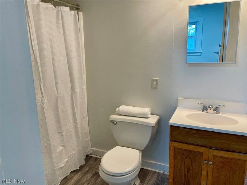 958 E Wilbeth Road, Unit Lower, Akron, OH 44306 Photo 8