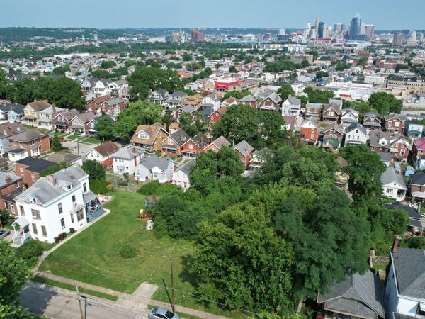 42 17th Street, Newport, KY 41071