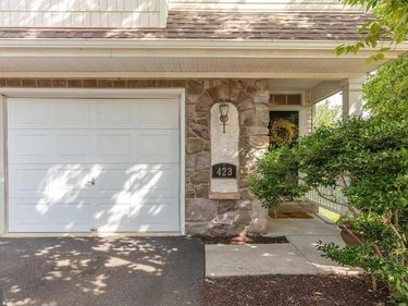 423 FORT HILL CIRCLE, FORT WASHINGTON, PA 19034
