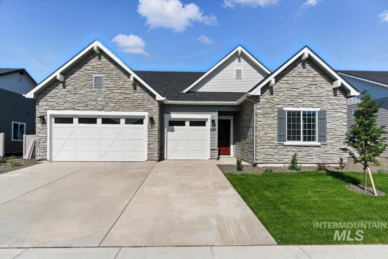 2497 E Skokie St, Eagle, ID 83616 Main Photo