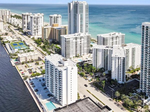 3000 S Ocean Dr , Unit 1110, Hollywood, FL 33019