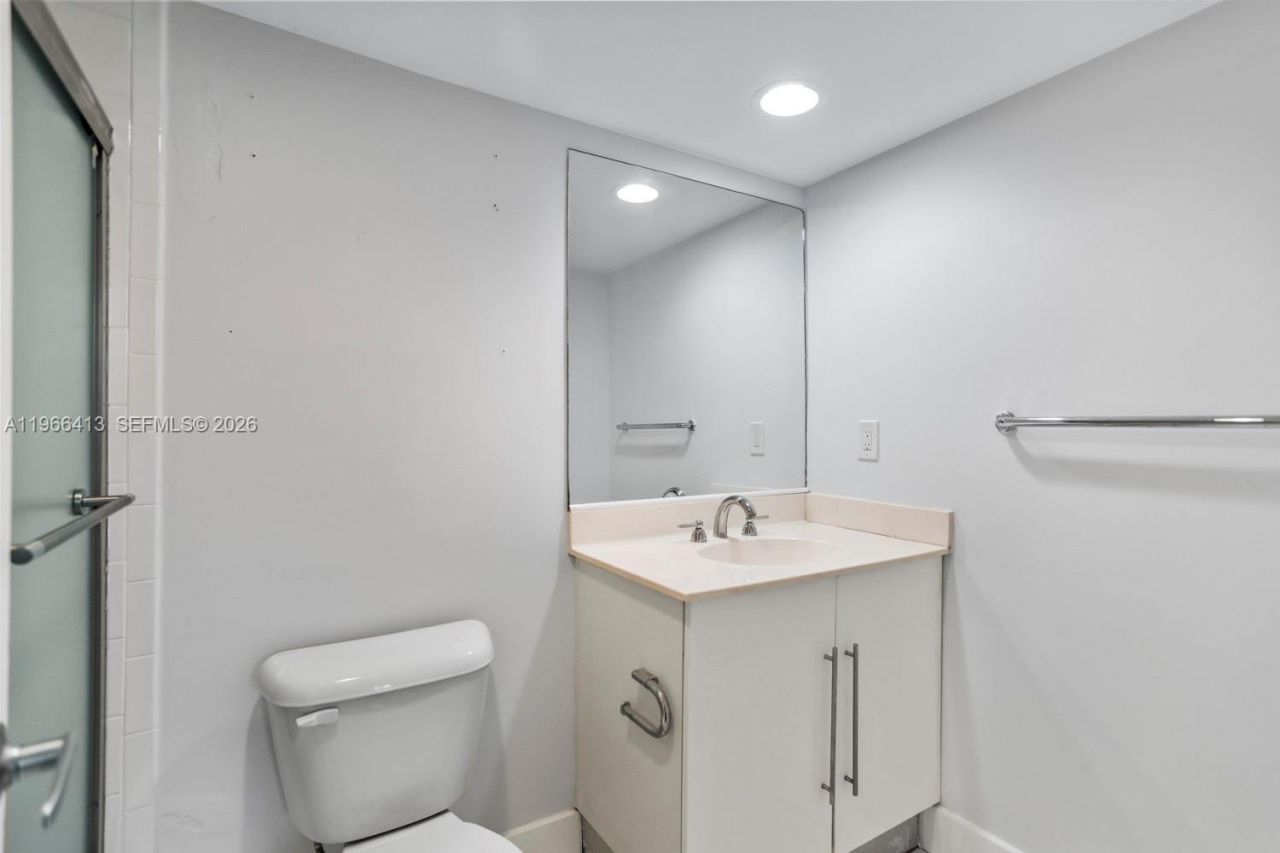 3000 S Ocean Dr , Unit 1110, Hollywood, FL 33019 Photo