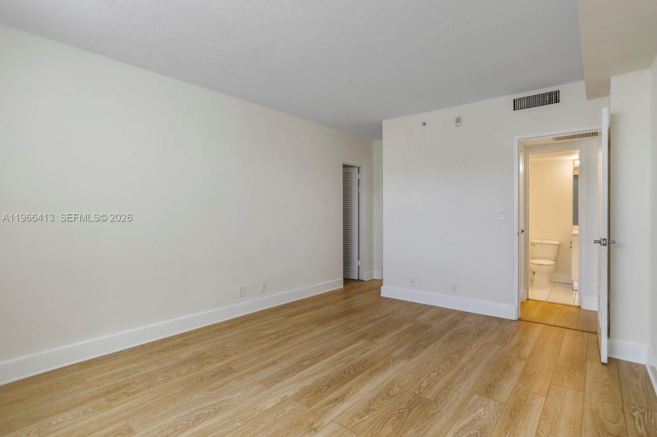 3000 S Ocean Dr , Unit 1110, Hollywood, FL 33019 Photo