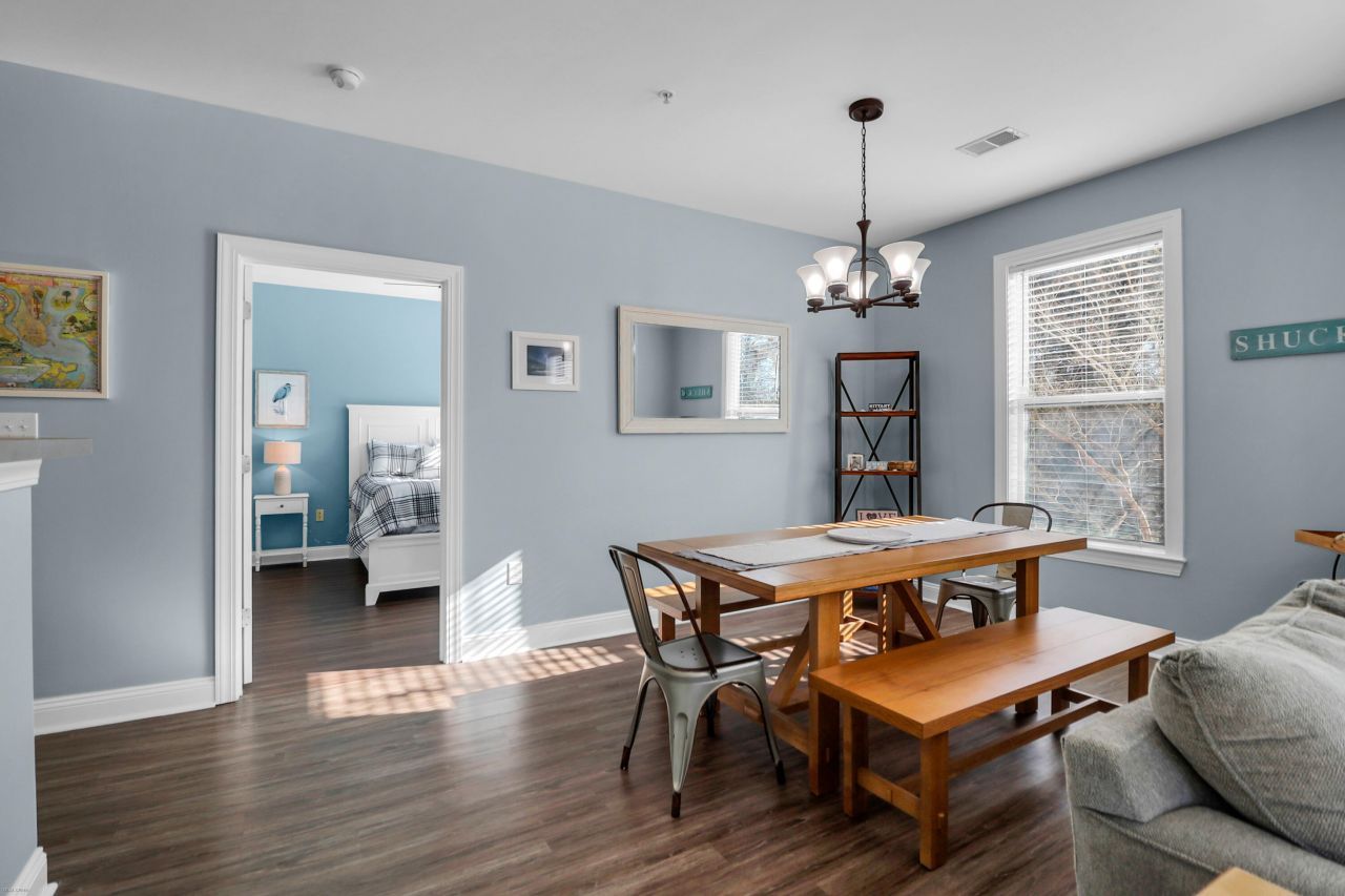 2244 Ashley Crossing Drive Photo 14