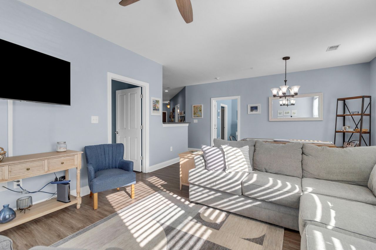 2244 Ashley Crossing Drive Photo 18