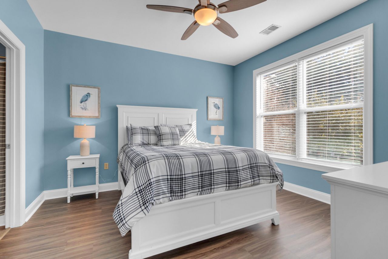 2244 Ashley Crossing Drive Photo 20