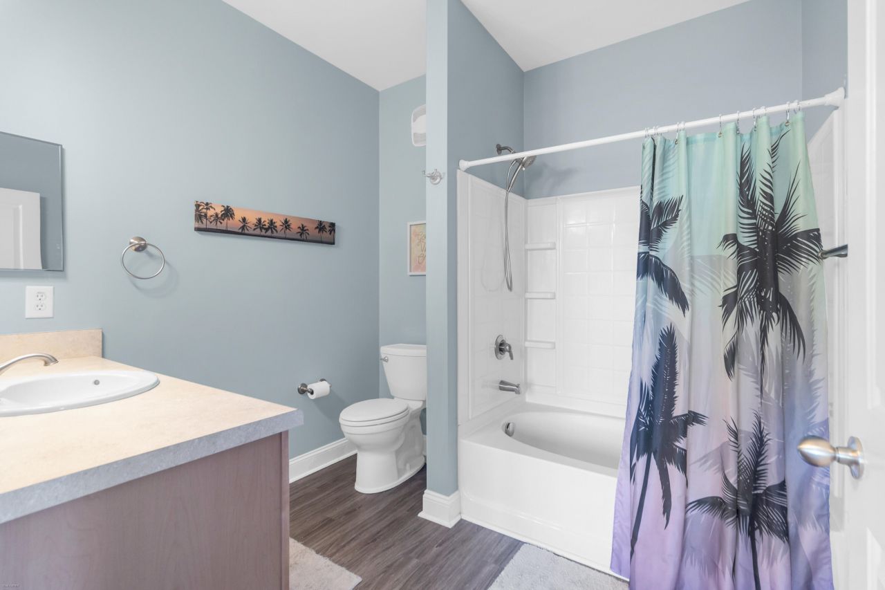 2244 Ashley Crossing Drive Photo 27