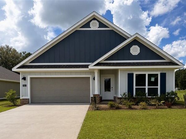 7611 Anglebrook Road S, Mobile, AL 36695
