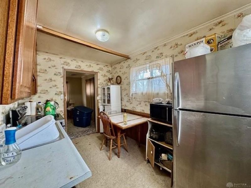 820 Ernroe Drive, Dayton, OH 45417 Photo 16