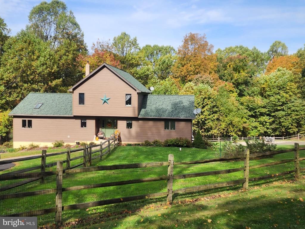 46 WETZEL ROAD , MACUNGIE, PA 18062