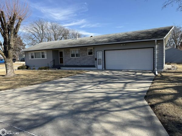 731 N Park, Osceola, IA 50213