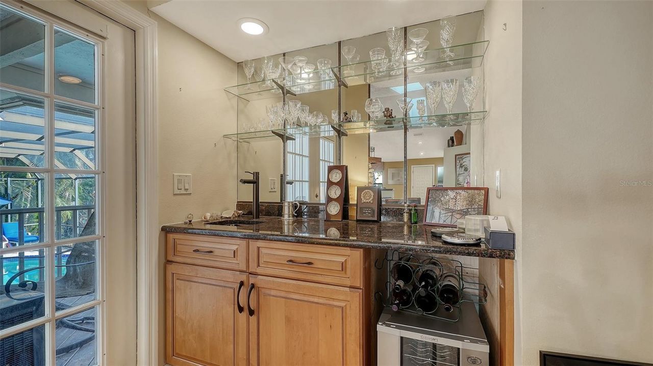 4390 Woodview Drive, Sarasota, FL 34232 Photo