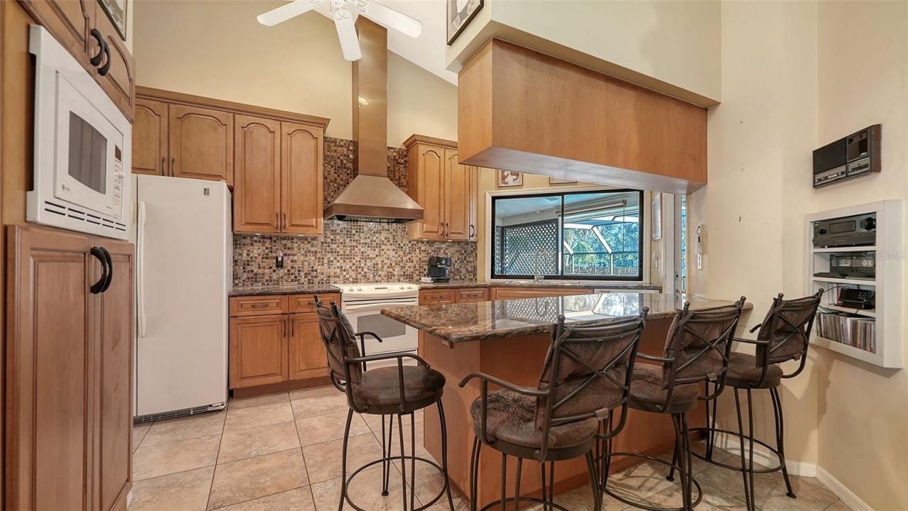4390 Woodview Drive, Sarasota, FL 34232 Photo