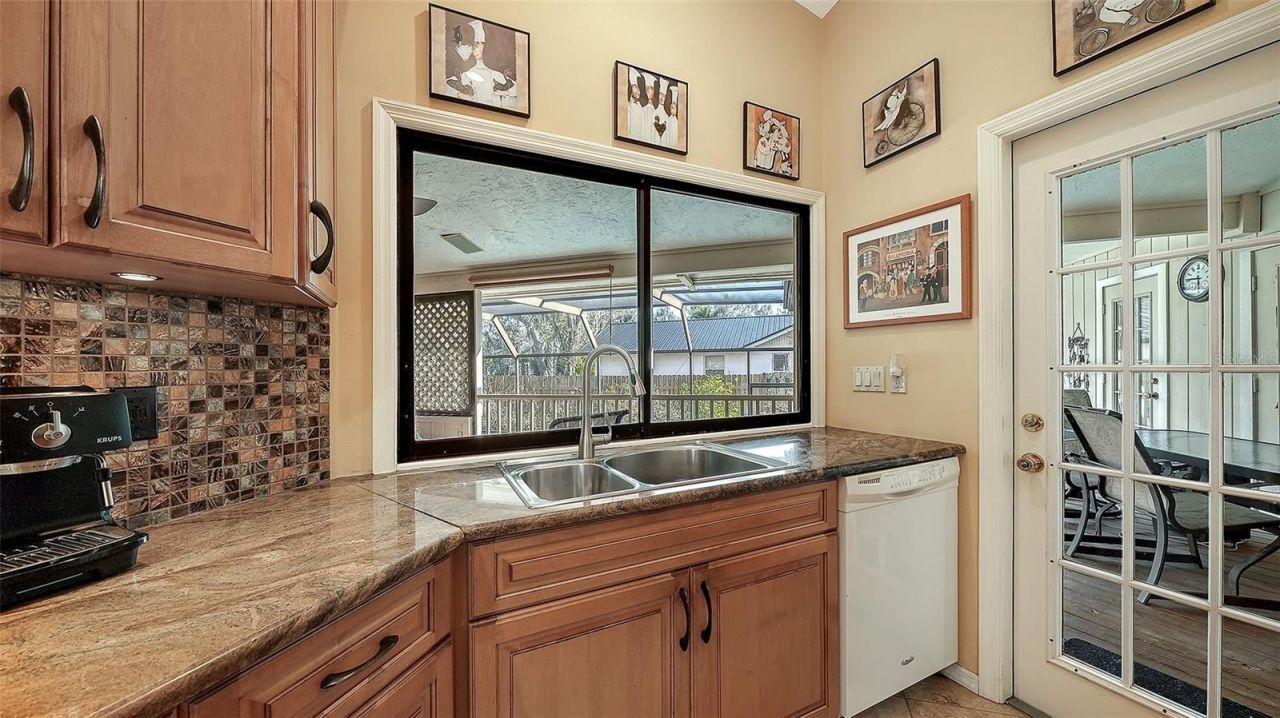 4390 Woodview Drive, Sarasota, FL 34232 Photo