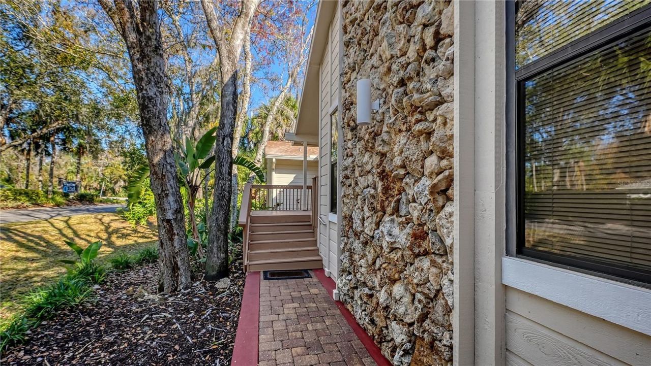 4390 Woodview Drive, Sarasota, FL 34232 Photo