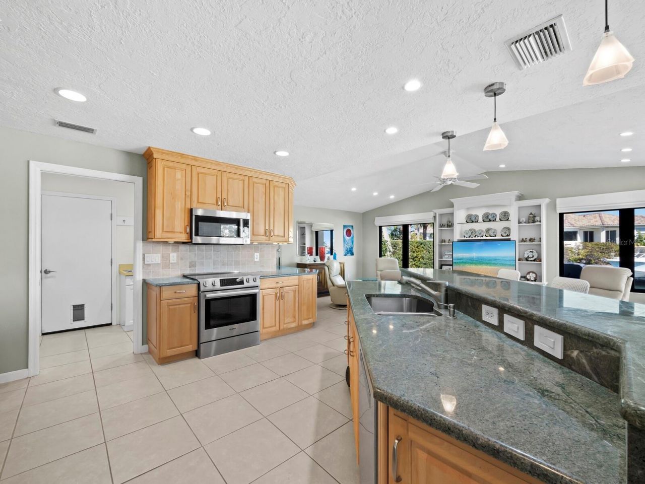 5970 Emerald Harbor Drive, Longboat Key, FL 34228 Photo