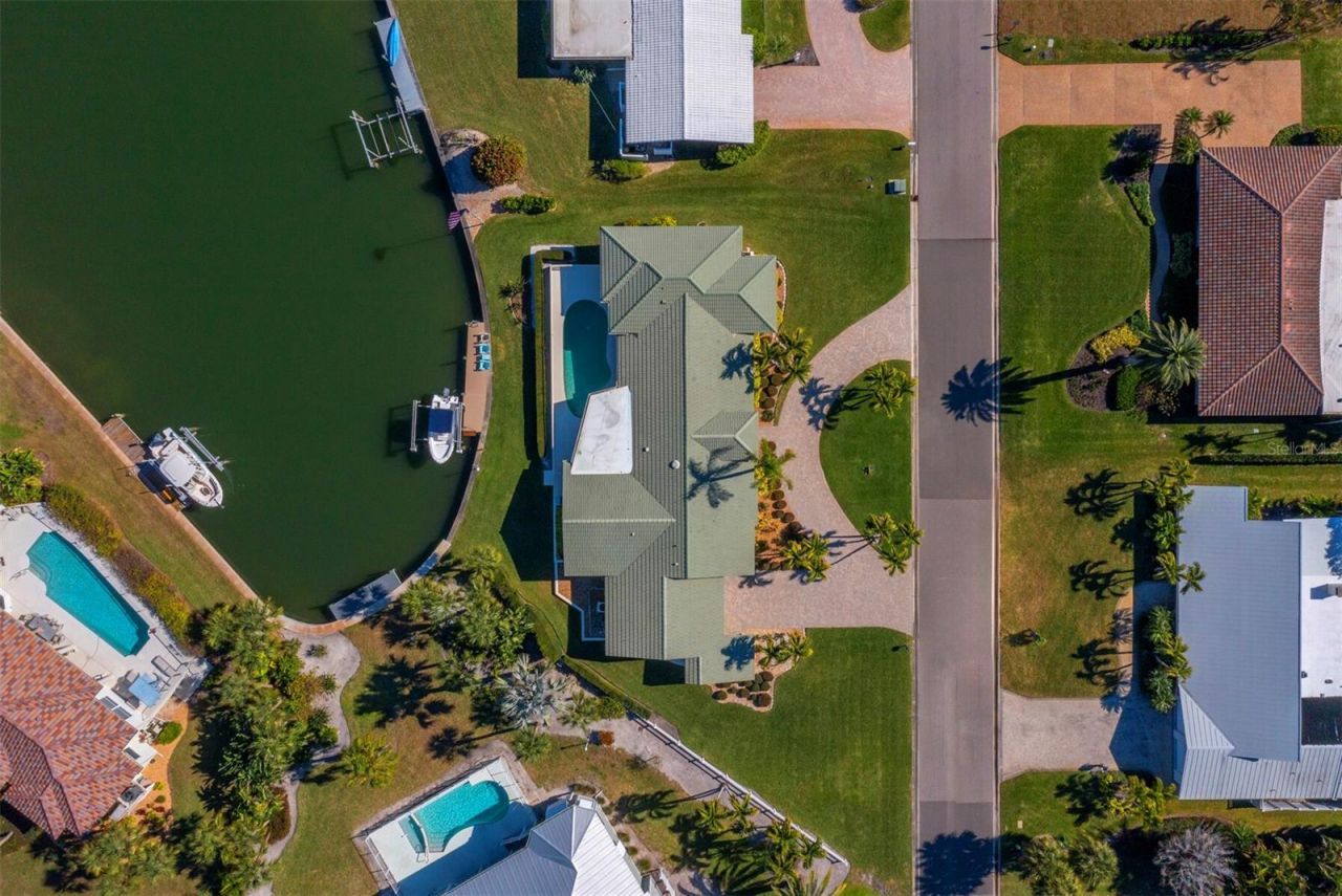 5970 Emerald Harbor Drive, Longboat Key, FL 34228 Photo