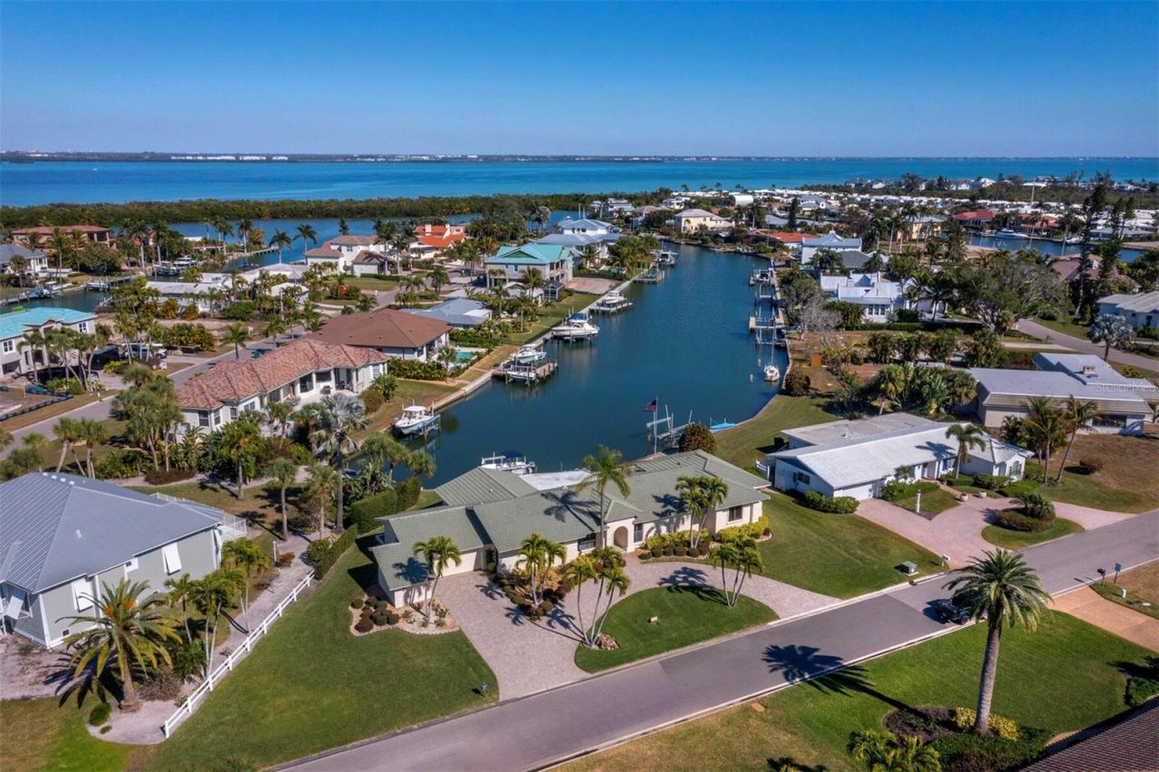 5970 Emerald Harbor Drive, Longboat Key, FL 34228 Photo